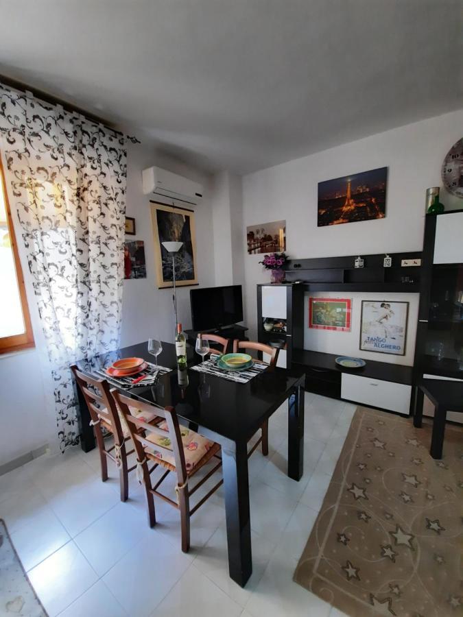 Apartamento La Casa Di Carmen Alguer Exterior foto
